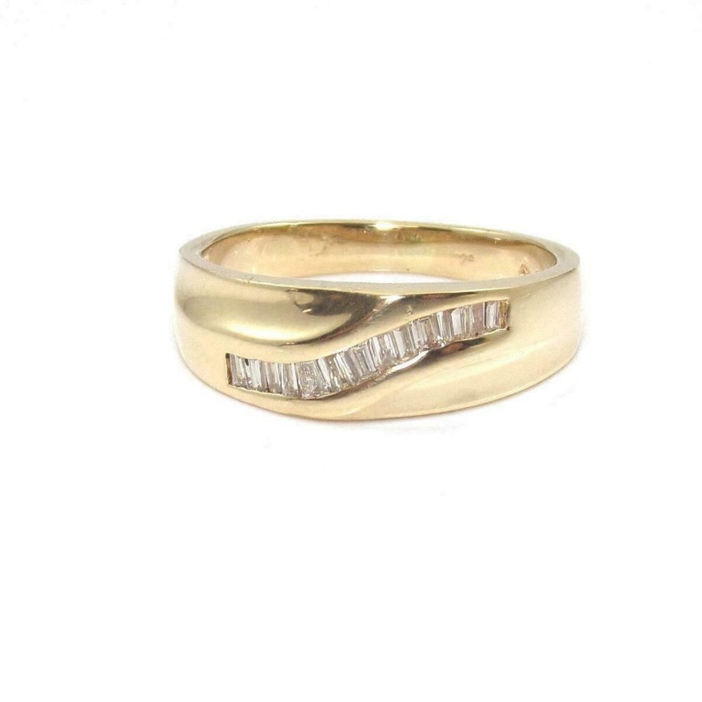14K Yellow Gold Diamond Band Ring Size 8.25